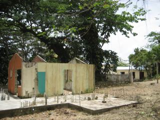 GUEST HOUSE TO MAIN HOUSE